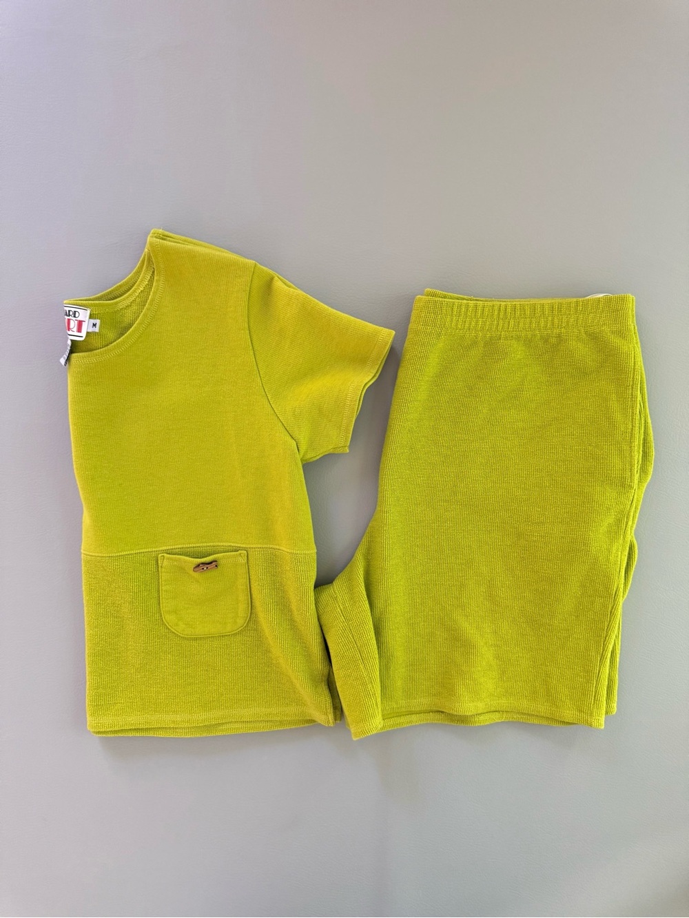 Vintage 90s Women’s Set Summer Shirt & Shorts Chartreuse Green Medium Hong Kong